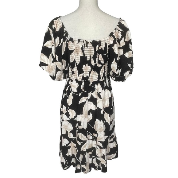 Maurices Floral Sweetheart Bubble Short Sleeves Dress Women’s Size S Smocked - Picture 5 of 9